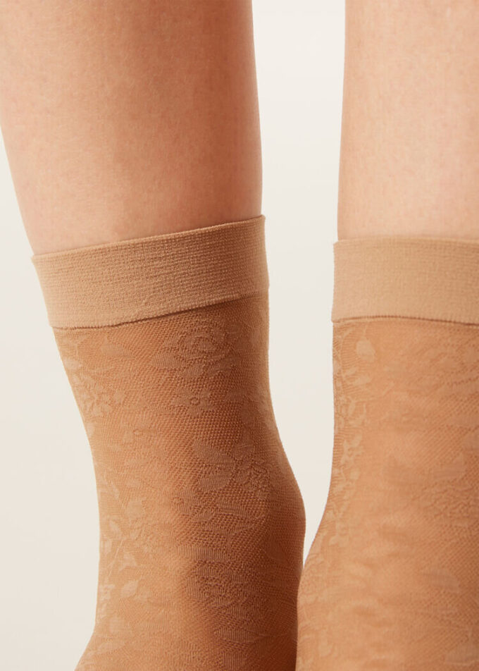 Floral Motif Socks Floral Motif Socks
