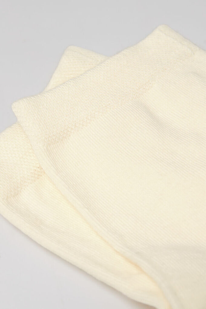 Short Socks with Trimmed Cuffs